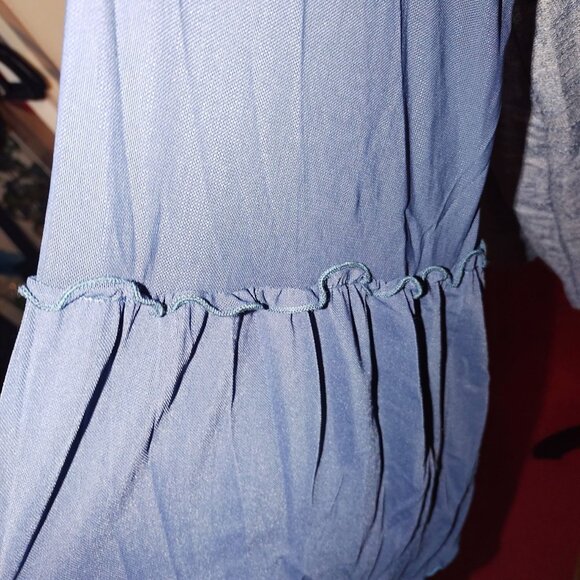 Oversized Gray & Blue Knit Tunic With Contrast Ruffle Sleeves Size 4X-NEW - Picture 6 of 8